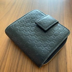 Authentic Gucci Guccissima Zippy Wallet